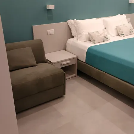 Maison Nana Bed & Breakfast 4*